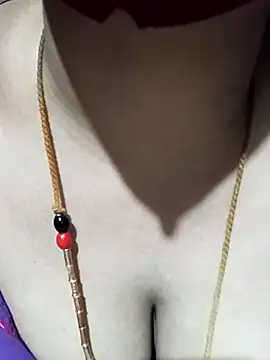 Snapshot of tuttifrutti17 chatting on 7, 10, 2025 tuttifrutti17 online show from 7, 10, 2025