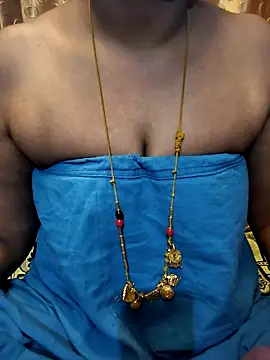 Snapshot of tuttifrutti17 chatting on 26, 2, 2026 tuttifrutti17 online show from 26, 2, 2026