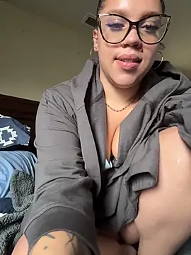 QueenNuttCollector online show from 27, 6, 2026