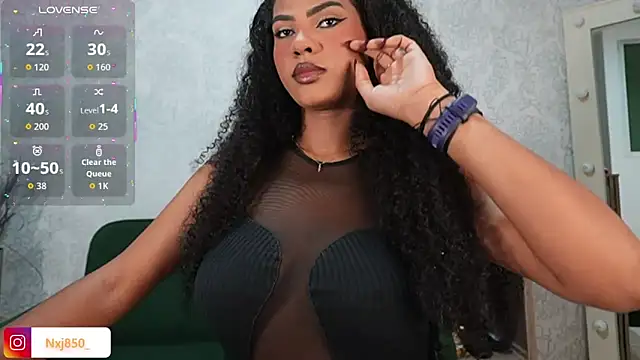 Snapshot of HOTBLACKANDWHITE2 chatting on 14, 3, 2026 HOTBLACKANDWHITE2 online show from 14, 3, 2026