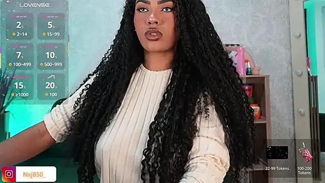 Snapshot of HOTBLACKANDWHITE2 chatting on 19, 3, 2026 HOTBLACKANDWHITE2 online show from 19, 3, 2026