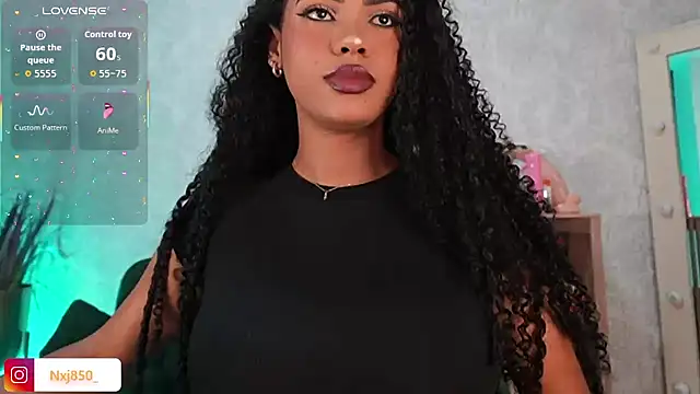 Snapshot of HOTBLACKANDWHITE2 chatting on 20, 3, 2026 HOTBLACKANDWHITE2 online show from 20, 3, 2026