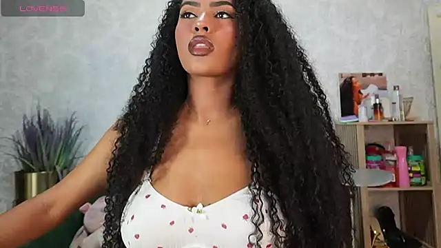 Snapshot of HOTBLACKANDWHITE2 chatting on 12, 4, 2026 HOTBLACKANDWHITE2 online show from 12, 4, 2026