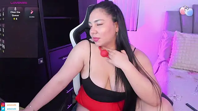 ambar-wells online show from 2, 3, 2025