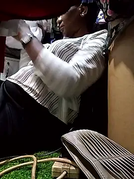 Hailey BaileyXYZ online show from 13, 4, 2026