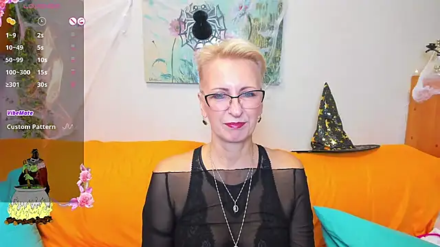 iamyourdream89 online show from 31, 10, 2025