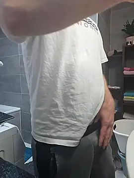 Snapshot of geiler89 chatting on 30, 10, 2025 geiler89 online show from 30, 10, 2025