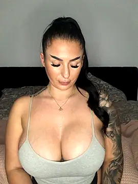 Mia-Bremer online show from 20, 12, 2025