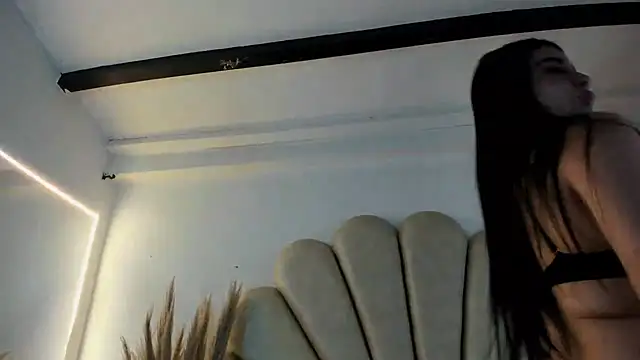 Natasha  Blue online show from 19, 9, 2025