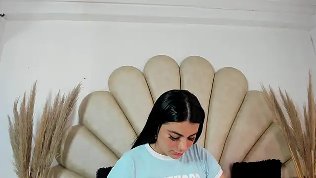 Natasha  Blue online show from 23, 9, 2025