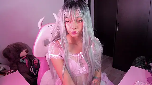 amber yull online show from 25, 9, 2025