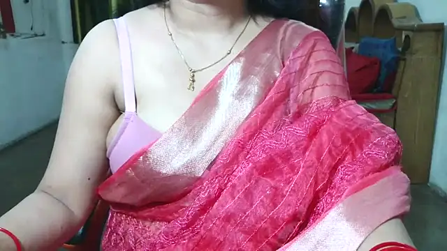 Cute Mahi22 online show from 21, 10, 2025