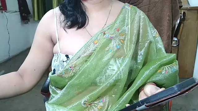 Cute Mahi22 online show from 19, 1, 2026