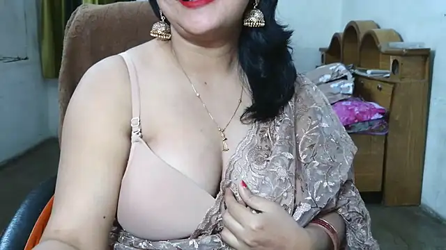 Snapshot of Cute_Mahi22 chatting on 12, 7, 2026 Cute Mahi22 online show from 12, 7, 2026