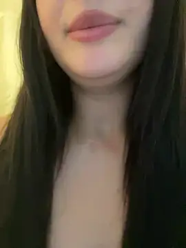 Snapshot of Sarahkhaalifa chatting on 16, 6, 2026 Sarahkhaalifa online show from 16, 6, 2026