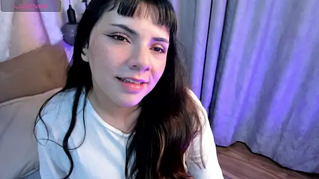 xhinata hyugax online show from 15, 3, 2026