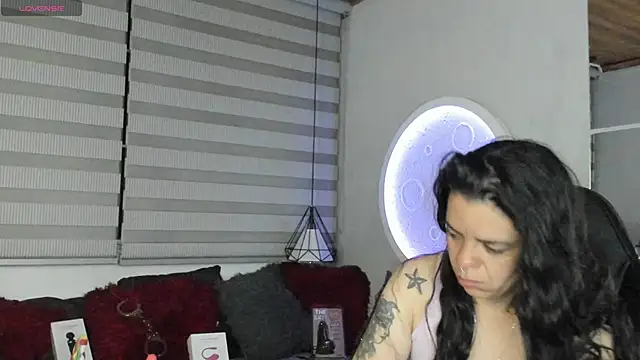natasha logan  online show from 20, 6, 2026