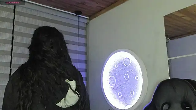 natasha logan  online show from 21, 6, 2026
