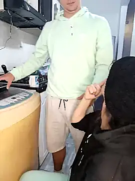 catire2323 online show from 6, 3, 2025