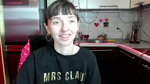 TayanaJons online show from 10, 2, 2025