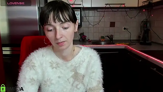 TayanaJons online show from 24, 2, 2025