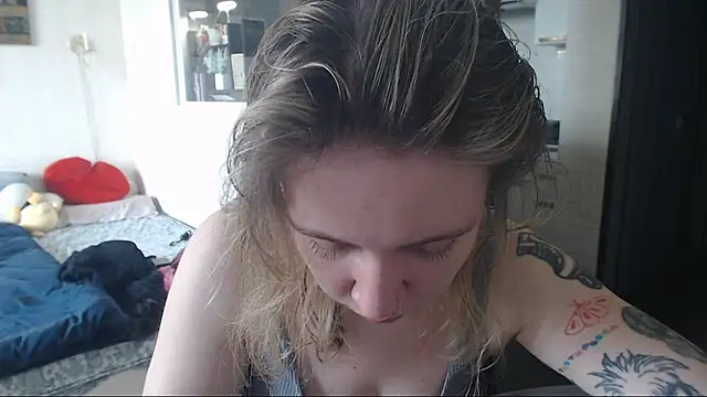 Snapshot of amanda_kiss_kiss chatting on 11, 3, 2025 amanda kiss kiss online show from 11, 3, 2025
