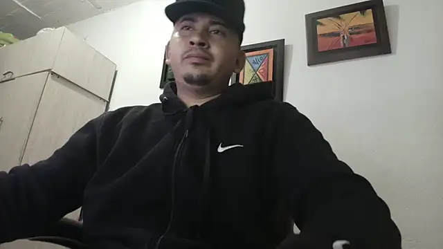 Snapshot of myke_andrade chatting on 16, 9, 2025 myke andrade online show from 16, 9, 2025