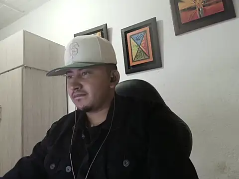 Snapshot of myke_andrade chatting on 22, 9, 2025 myke andrade online show from 22, 9, 2025