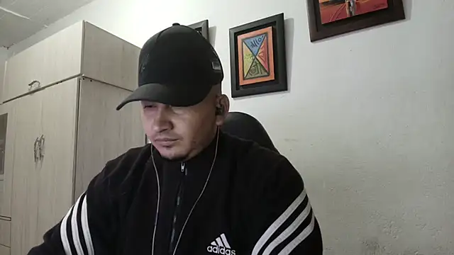 Snapshot of myke_andrade chatting on 26, 9, 2025 myke andrade online show from 26, 9, 2025