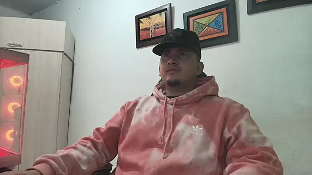 Snapshot of myke_andrade chatting on 15, 11, 2025 myke andrade online show from 15, 11, 2025