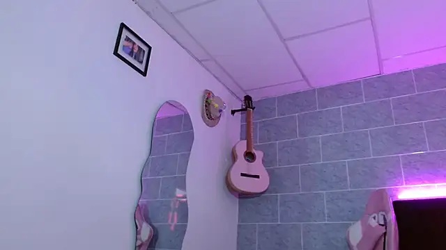 Dakota bumm online show from 6, 4, 2026