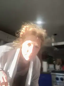 GoldenFlameGoddess online show from 28, 2, 2025