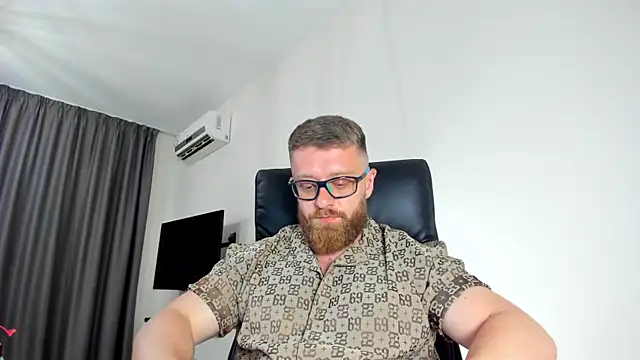 Findom guy online show from 29, 5, 2026