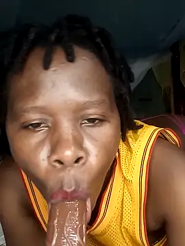 Queentesi online show from 1, 10, 2025