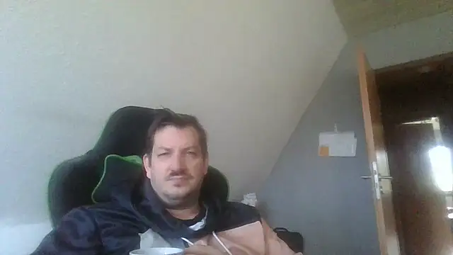 Golffahrer1982 online show from 25, 9, 2025