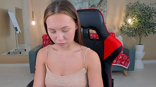 LilyRaisa online show from 16, 12, 2024