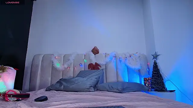  sex mia online show from 17, 12, 2025