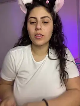 TuWaifuVirtual1 online show from 13, 3, 2025