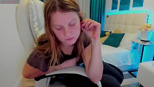 Snapshot of Kathlyn__Heath chatting on 22, 2, 2025 Kathlyn Heath online show from 22, 2, 2025