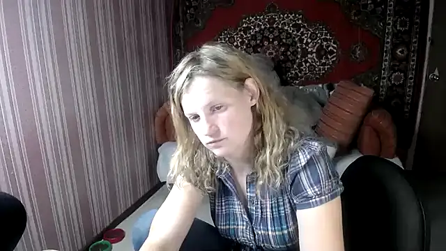 Snapshot of Kathlyn__Heath chatting on 12, 9, 2025 Kathlyn Heath online show from 12, 9, 2025