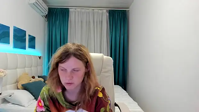 Snapshot of Kathlyn__Heath chatting on 7, 10, 2025 Kathlyn Heath online show from 7, 10, 2025