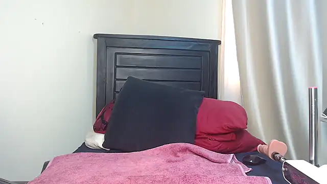 Snapshot of NIKKIE_LOVE chatting on 9, 3, 2025 NIKKIE LOVE online show from 9, 3, 2025