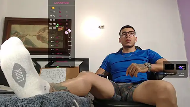 Snapshot of Sofiafuck20 chatting on 24, 5, 2026 Sofiafuck20 online show from 24, 5, 2026