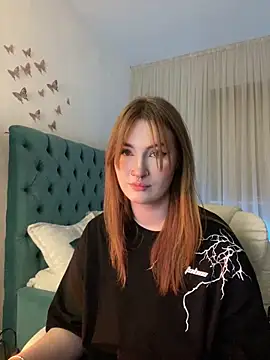  Chlo  e online show from 16, 2, 2025