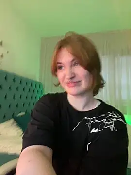  Chlo  e online show from 7, 3, 2025