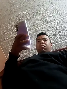 Snapshot of Diego_leon27 chatting on 10, 9, 2025 Diego leon27 online show from 10, 9, 2025