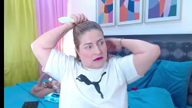 sandra 20 online show from 2, 6, 2026