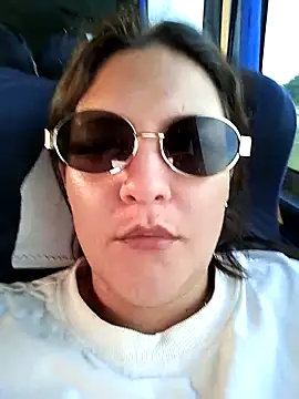 Snapshot of Mia_Hampton chatting on 5, 10, 2025 Mia Hampton online show from 5, 10, 2025