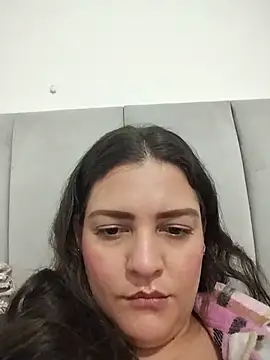 Mia Hampton online show from 16, 6, 2026