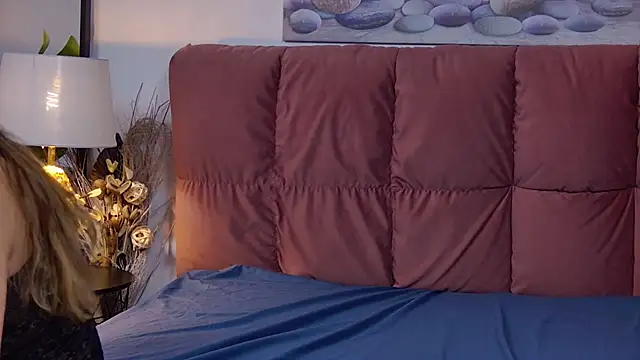 Snapshot of NicolLopeze chatting on 27, 12, 2024 NicolLopeze online show from 27, 12, 2024